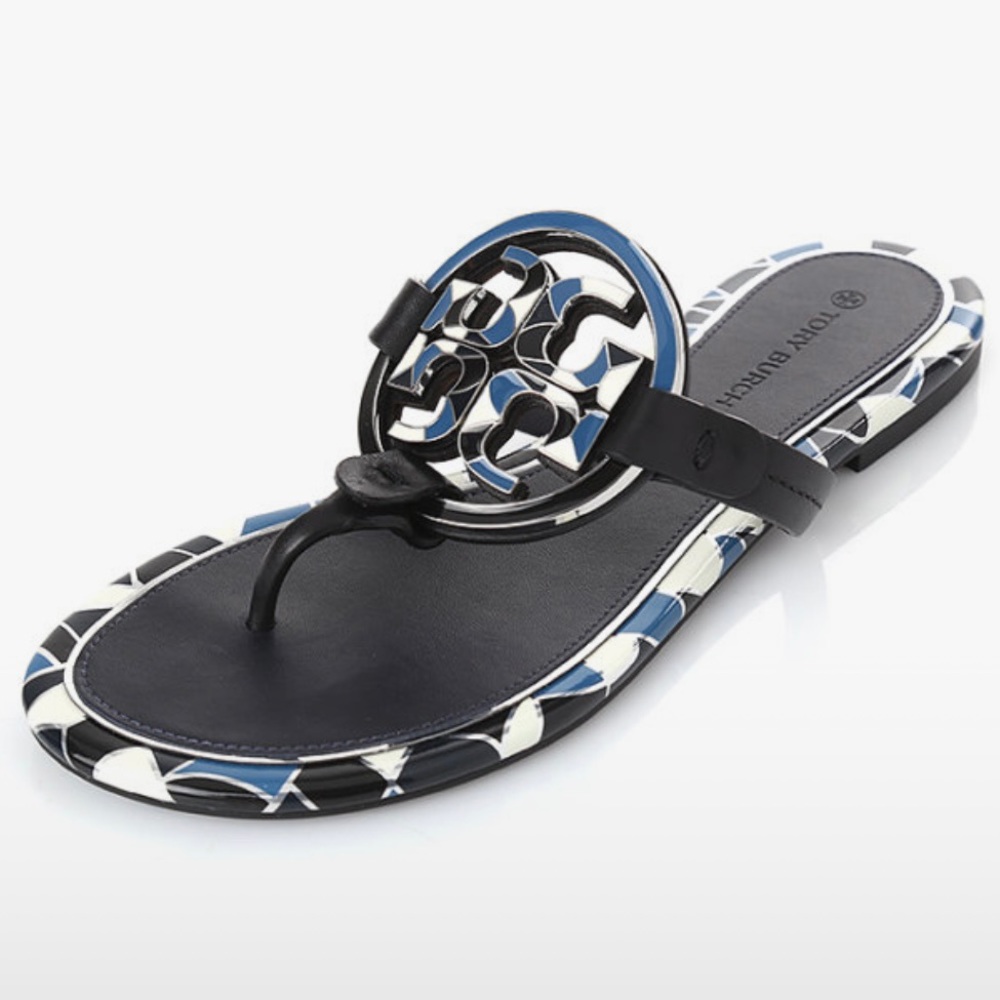 ☀️NEW☀️TORY BURCH Miller Sandals Enamel Black 8.5 - Picture 2 of 12